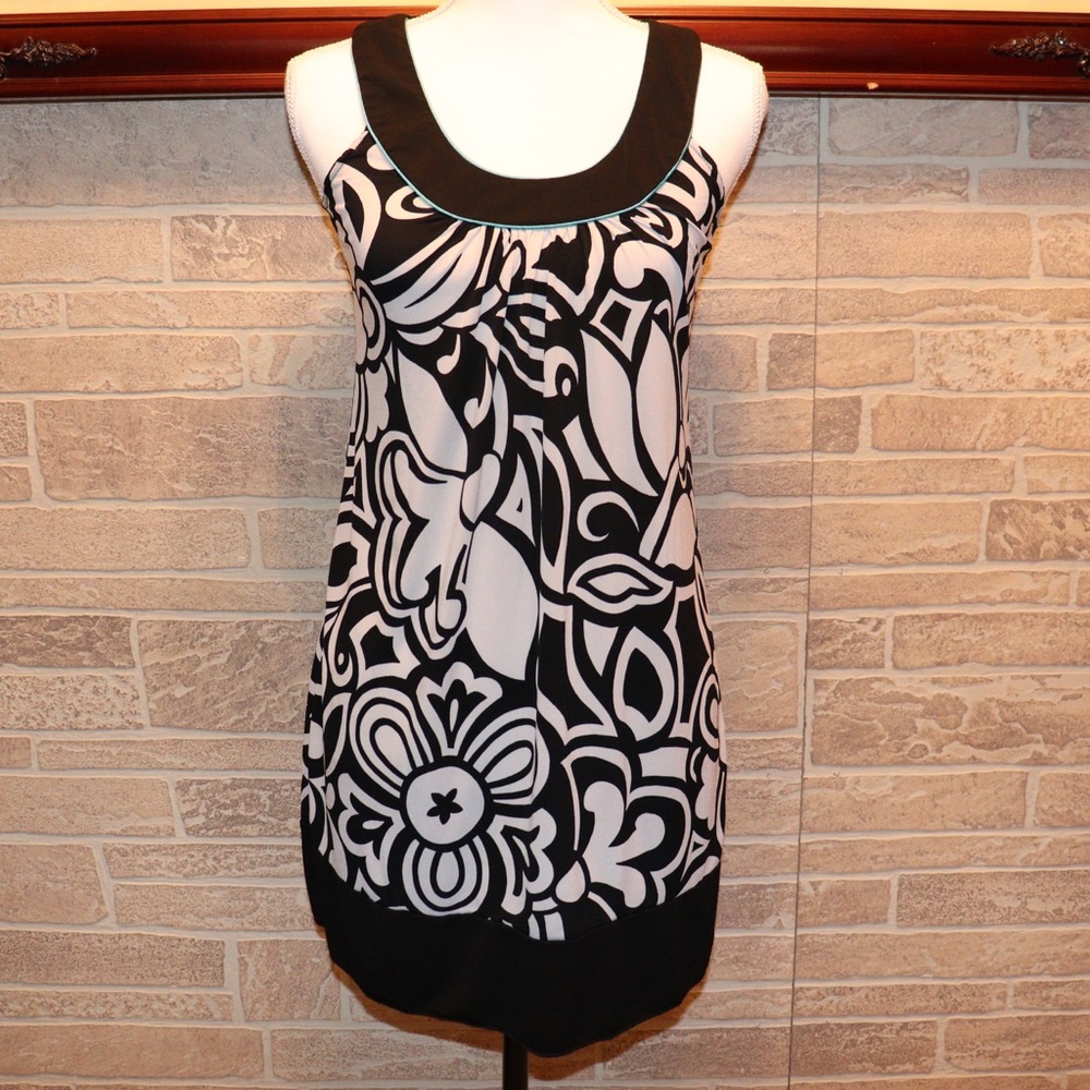 BCX Women Black and White Floral Dress